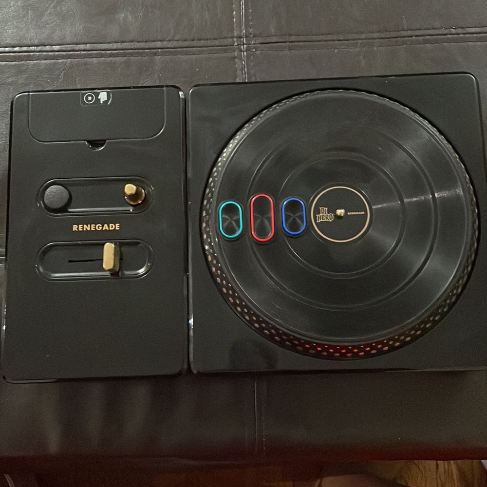 DJ Hero Wireless Turntable Controller
